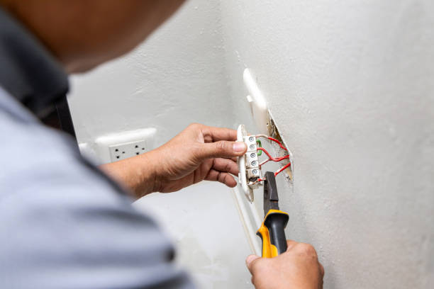 Best Emergency Electrical Repair  in Lexington, TX